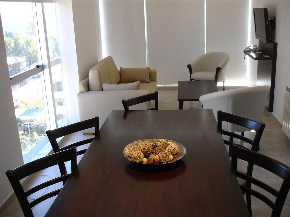 Amerian Carlos Paz & Suites 비야카를로스파스 외부 사진