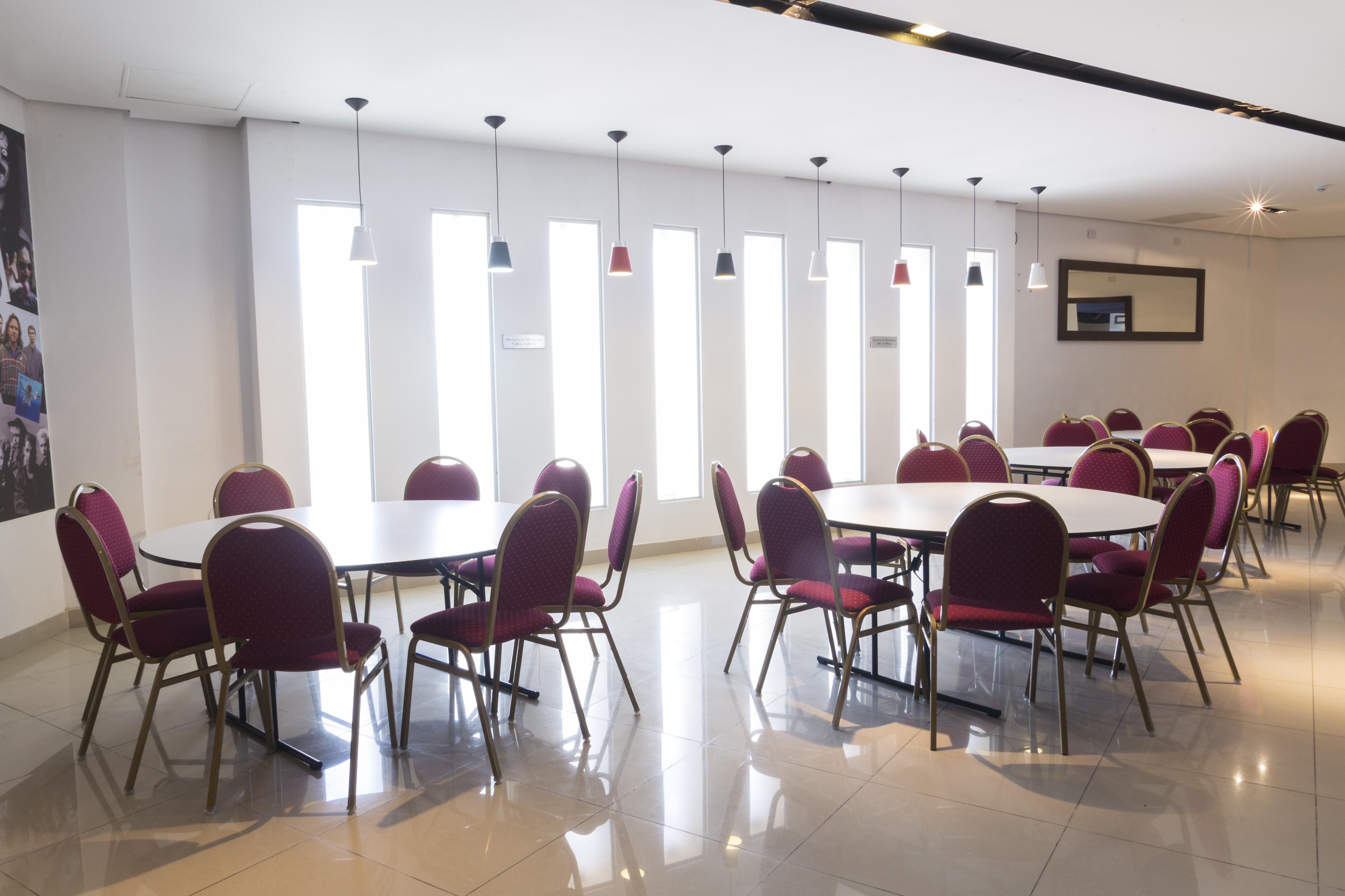 Amerian Carlos Paz & Suites 비야카를로스파스 외부 사진