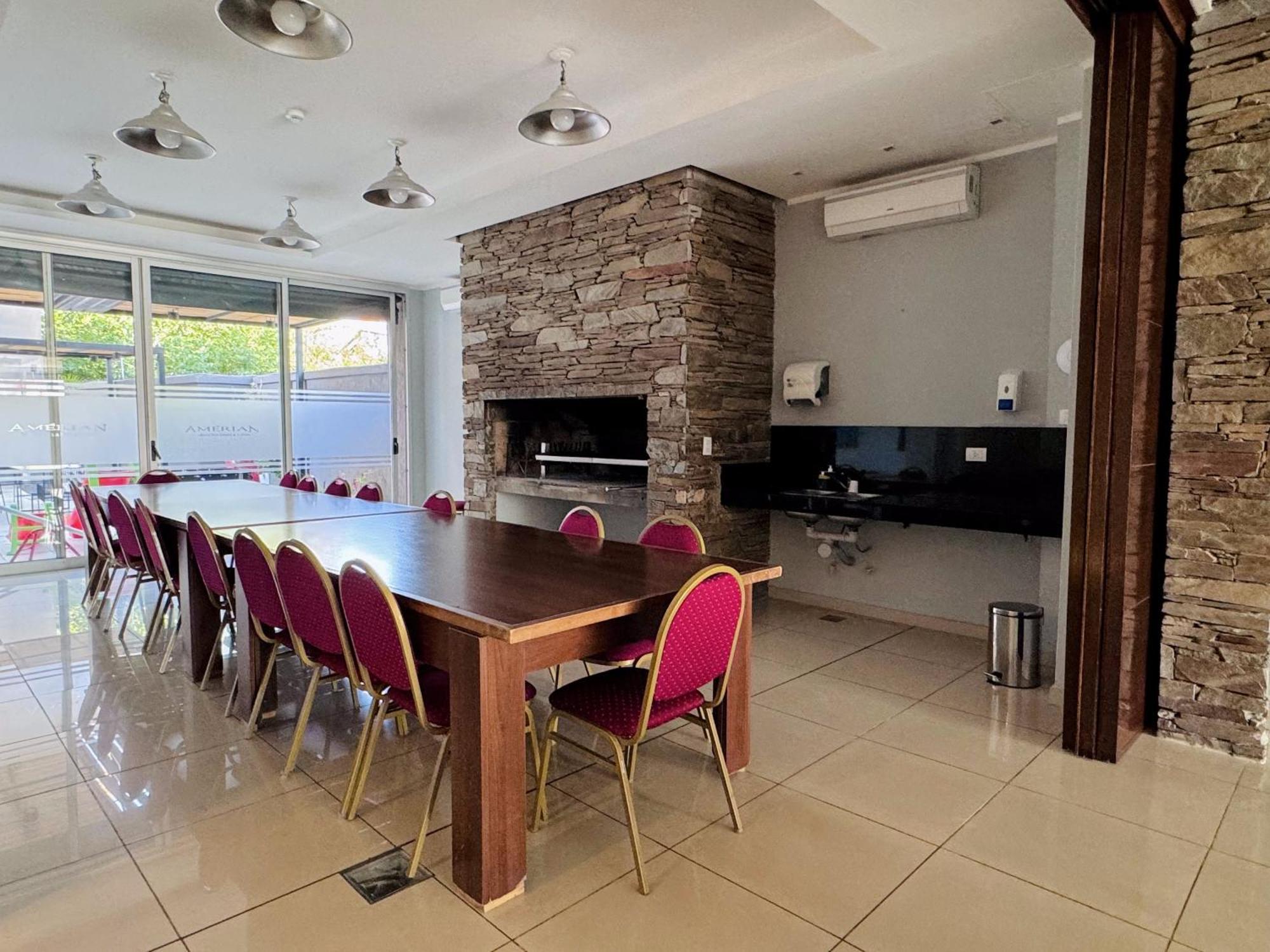 Amerian Carlos Paz & Suites 비야카를로스파스 외부 사진