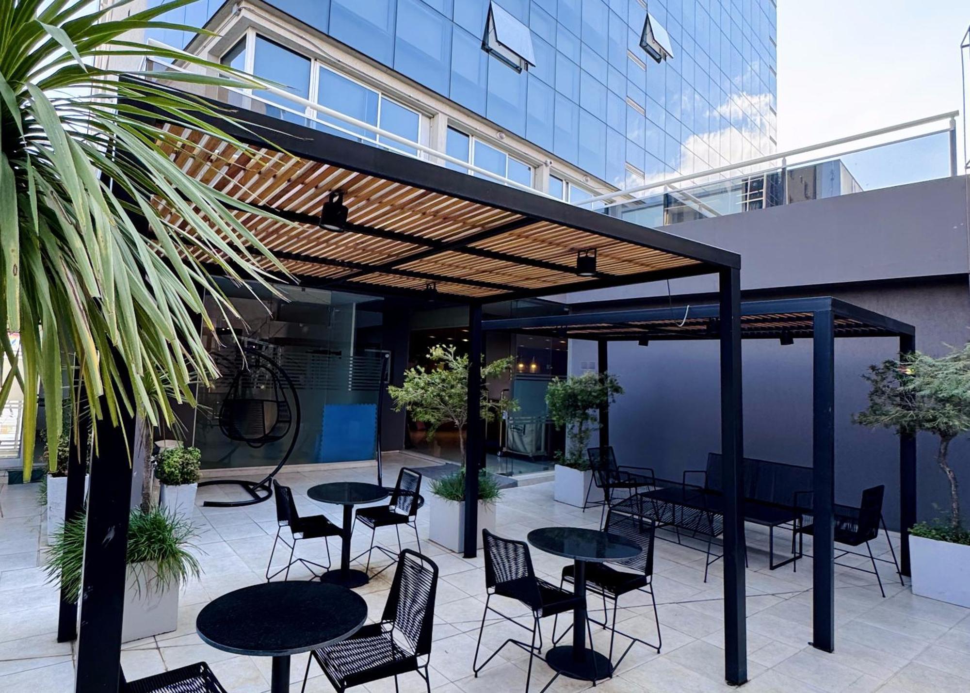 Amerian Carlos Paz & Suites 비야카를로스파스 외부 사진